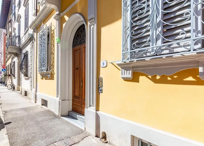 Guesthost - The Scent Of - Sole & Luna Апартаменты Флоренция